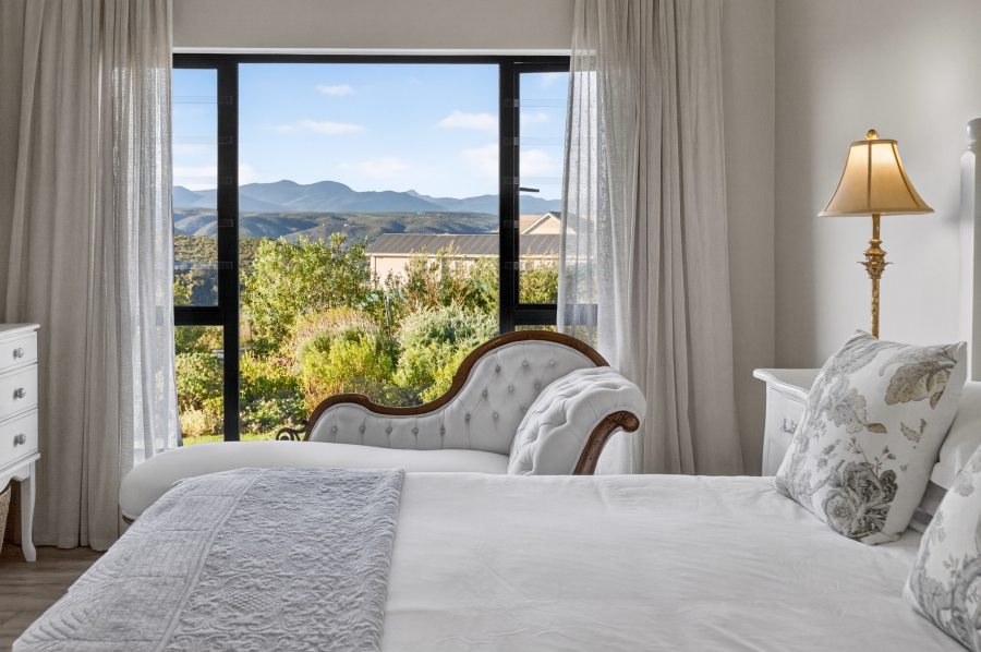 3 Bedroom Property for Sale in Baron View Western Cape